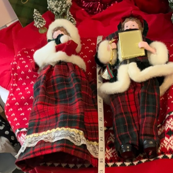 UNBRANDED CAROLER’S GIRL AND BOY - Picture 9 of 11